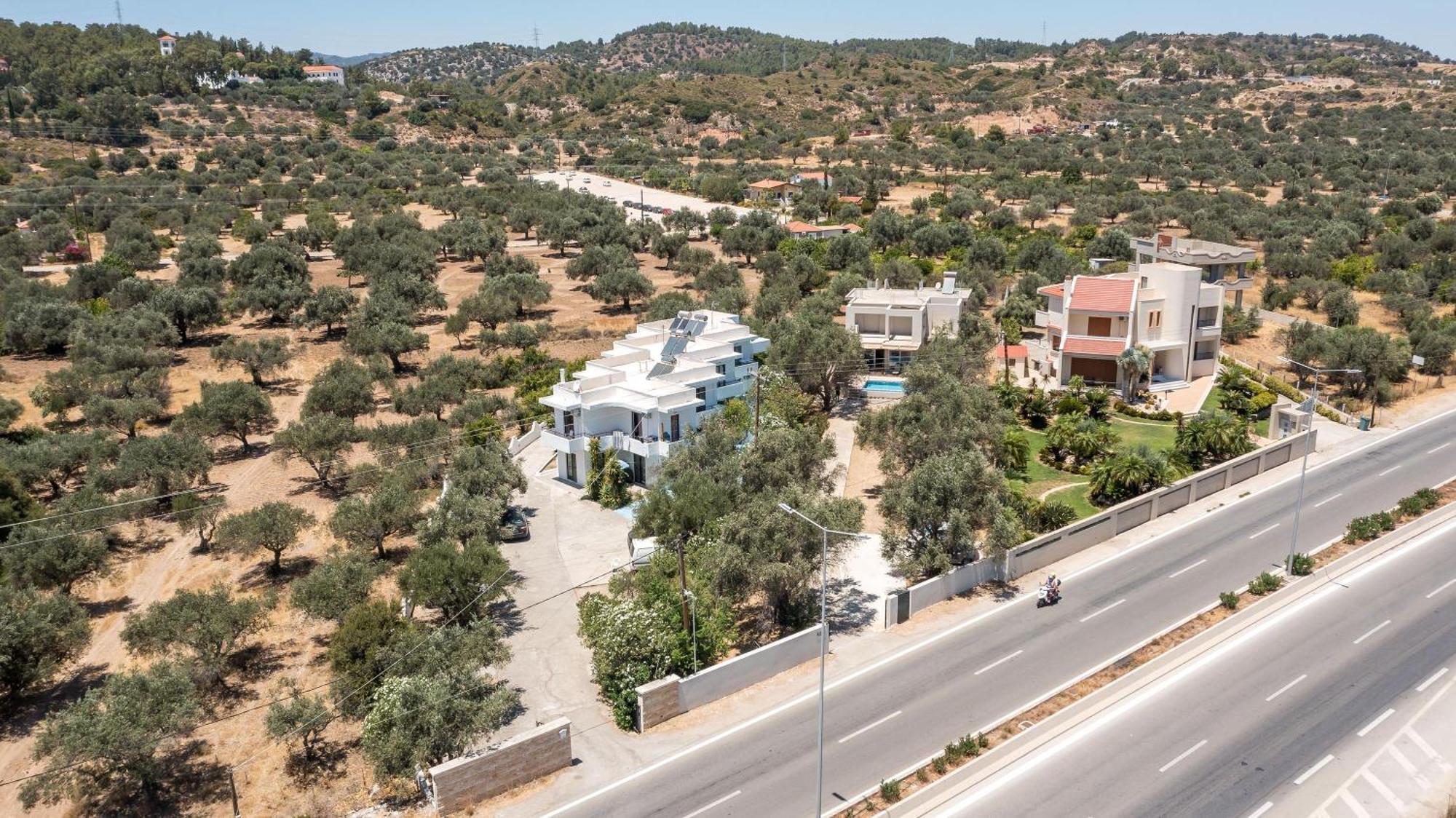 Frady Villa *